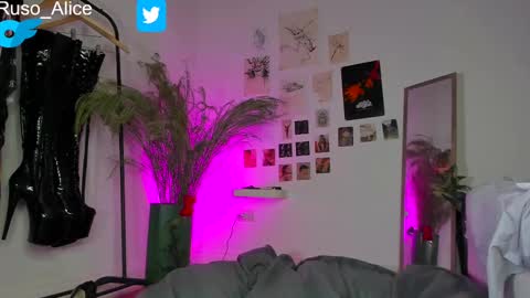   online show from 03/03/25, 04:58