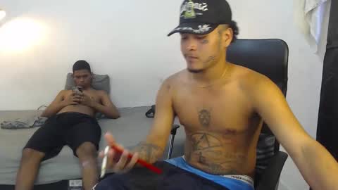 snak_master1 online show from 09/25/25, 07:17