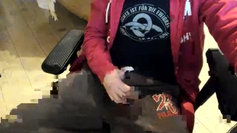 snip1977 online show from 01/26/25, 05:13