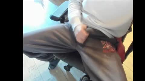 snip1977 online show from 03/01/25, 04:11