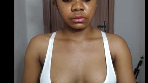 snowdrop5 online show from 11/07/25, 08:42