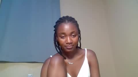 Snowie eyes online show from 11/05/25, 09:48