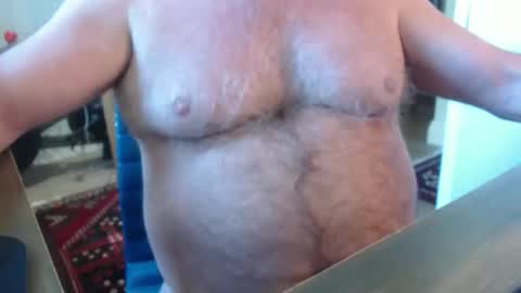 Snapshot of snudge432 chatting on 09/29/25, 09:25 snudge432 online show from 09/29/25, 09:25