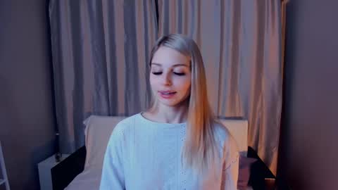 Snapshot of so__sweet chatting on 02/09/25, 07:19 Alice - Birthday Girl online show from 02/09/25, 07:19