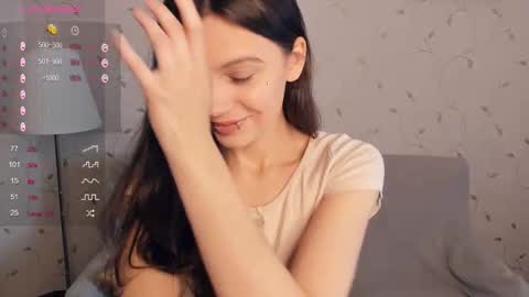 Snapshot of so__sweet chatting on 09/16/25, 07:53 Alice - Birthday Girl online show from 09/16/25, 07:53