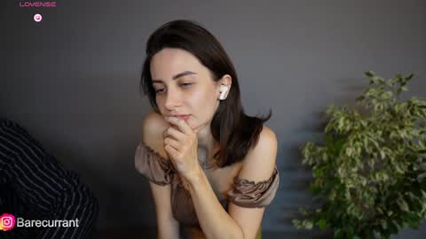 Yesenia online show from 01/28/25, 10:23