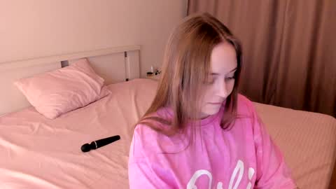 Snapshot of sofaris chatting on 01/03/25, 10:29 Sophy online show from 01/03/25, 10:29