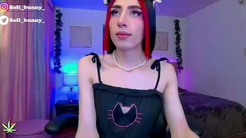 soffi_bunny_ online show from 09/17/25, 07:10