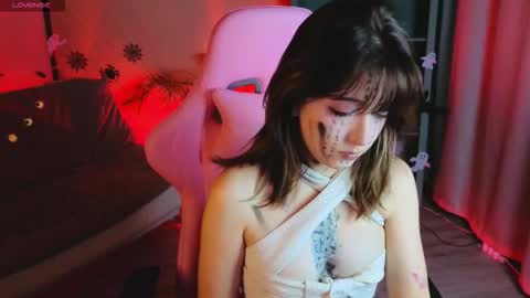 Soffie online show from 10/30/25, 03:24