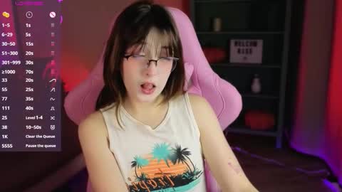 Soffie online show from 11/28/25, 10:29