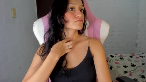 sofia online show from 01/28/25, 05:00