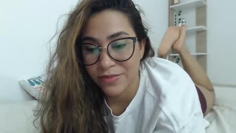 Snapshot of sofi4__ chatting on 02/23/25, 06:07 sofi online show from 02/23/25, 06:07
