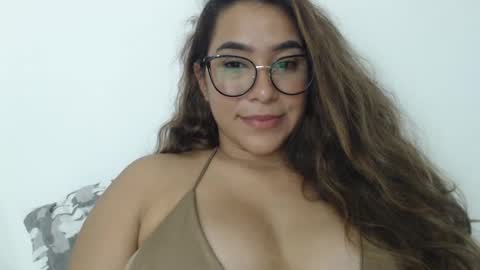 Snapshot of sofi4__ chatting on 03/01/25, 08:02 sofi online show from 03/01/25, 08:02
