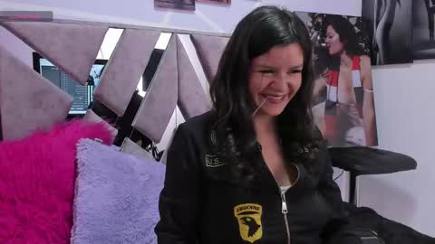 Snapshot of sofi_noa chatting on 02/17/25, 08:58 Sofi Noa online show from 02/17/25, 08:58