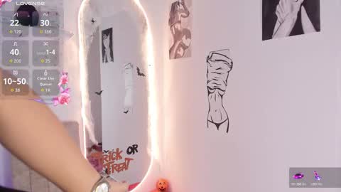 sofia_cleyy online show from 10/17/25, 01:46