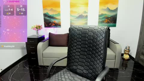 Snapshot of sofia_ford chatting on 10/27/25, 07:45 Sofia online show from 10/27/25, 07:45