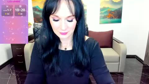 Snapshot of sofia_ford chatting on 11/17/25, 02:23 Sofia online show from 11/17/25, 02:23