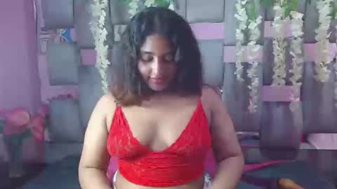 Snapshot of sofia_hernandeez_ chatting on 12/21/24, 01:15 Sofi online show from 12/21/24, 01:15