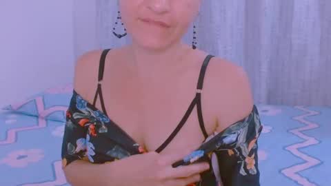Sofia  online show from 01/11/25, 08:32