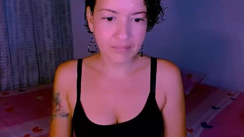 Sofia  online show from 10/08/25, 09:34