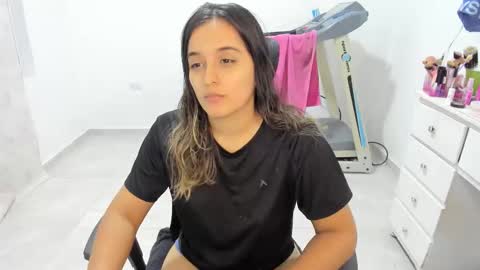 sofia_new online show from 09/17/25, 02:46