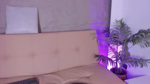 SOFIA online show from 10/07/25, 08:17