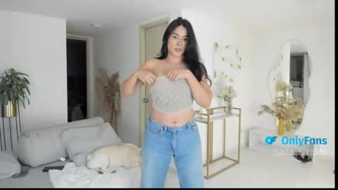 sofia_rivers_ online show from 10/25/25, 12:40