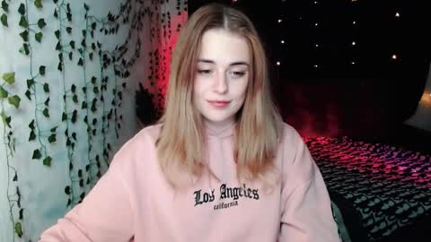 sofia_rosemary online show from 10/12/25, 06:07