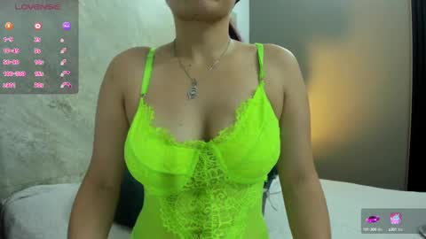 Snapshot of sofia_walke chatting on 02/12/25, 11:18 Sofia walke online show from 02/12/25, 11:18