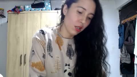 sofiacano43 online show from 09/16/25, 01:17