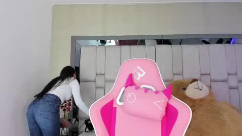 Snapshot of sofiacortez chatting on 02/21/25, 11:33 Sofia online show from 02/21/25, 11:33