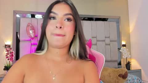 Snapshot of sofiacortez chatting on 02/24/25, 06:04 Sofia online show from 02/24/25, 06:04