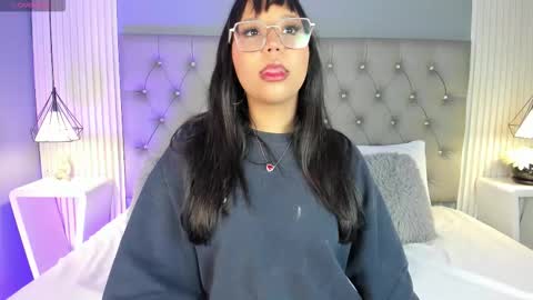 Sofia online show from 09/29/25, 11:26