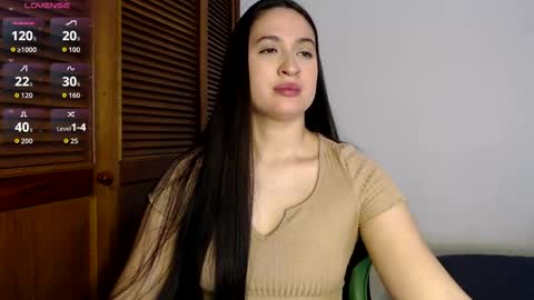 Snapshot of sofiaduque_26 chatting on 09/16/25, 08:43 sofiaduque_26 online show from 09/16/25, 08:43
