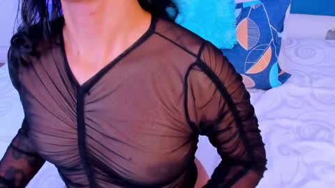 Snapshot of sofiamiiller chatting on 02/08/25, 09:35 Sofia Miller online show from 02/08/25, 09:35