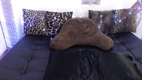 SOFIA NIX online show from 12/16/24, 05:33