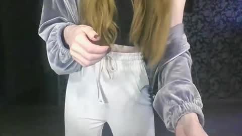 Snapshot of sofibuterfly chatting on 03/10/25, 03:01 SofiButerfly online show from 03/10/25, 03:01