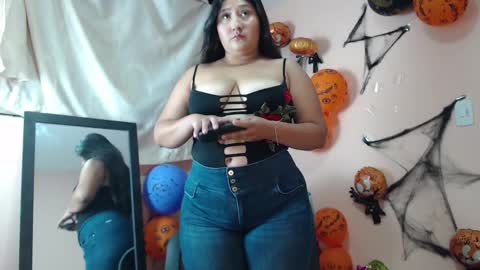 sofi lara online show from 11/05/25, 07:25