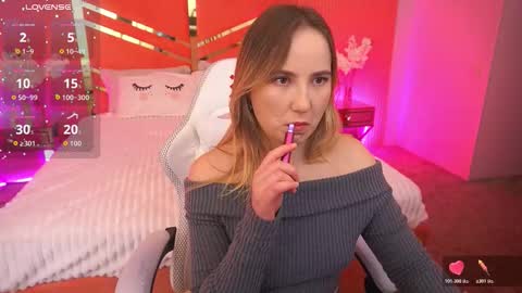 Sofie online show from 11/06/25, 01:28