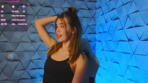 Sofie online show from 09/20/25, 02:51