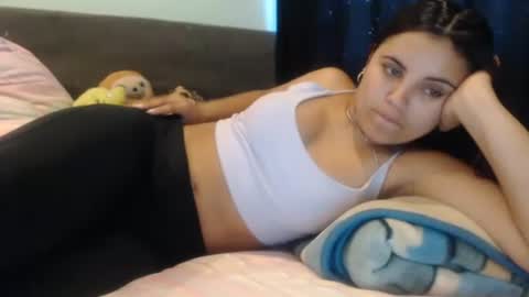 Snapshot of sofigarcia17 chatting on 01/18/25, 09:13 sofi online show from 01/18/25, 09:13
