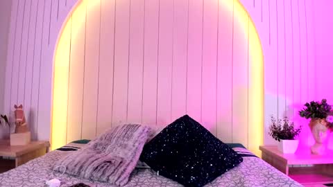 Snapshot of sofii_lopezz chatting on 01/10/25, 11:33 Sofii Lopezz online show from 01/10/25, 11:33