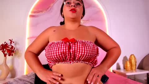 Snapshot of sofii_lopezz chatting on 03/07/25, 11:29 Sofii Lopezz online show from 03/07/25, 11:29