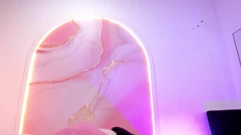 Snapshot of sofii_lopezz chatting on 11/06/25, 11:22 Sofii Lopezz online show from 11/06/25, 11:22