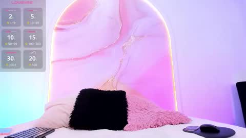 Snapshot of sofii_lopezz chatting on 11/10/25, 11:20 Sofii Lopezz online show from 11/10/25, 11:20