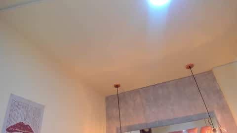 Snapshot of sofii_miller_ chatting on 01/25/25, 06:57 online show from 01/25/25, 06:57