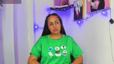 Snapshot of sofiia_rodriguez chatting on 01/09/25, 05:00 sofiia rodriguez online show from 01/09/25, 05:00