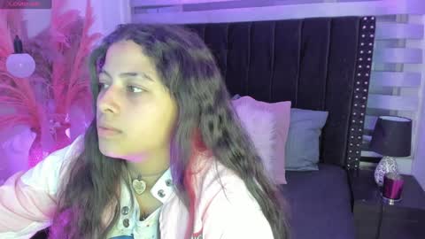 Sofia online show from 01/04/25, 03:50
