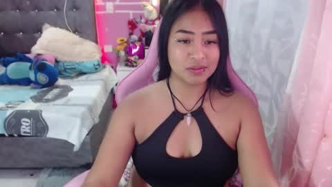 Snapshot of sofiiadreams chatting on 01/18/25, 03:09 sofia Dreams online show from 01/18/25, 03:09