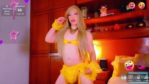 Sofa bonita  online show from 10/30/25, 02:24